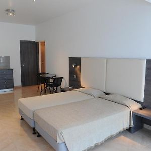 Studio de Luxe